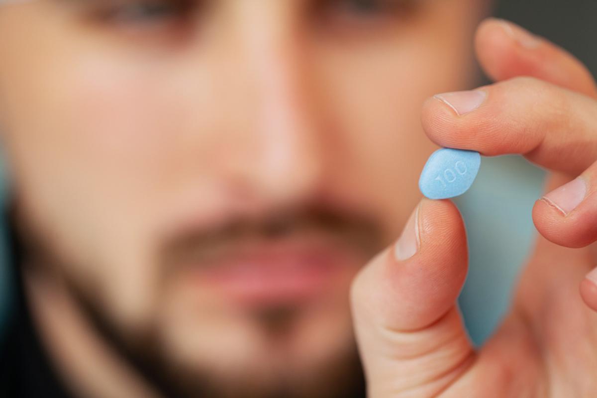 La agencia del medicamento retira una bebida que se vendía como complemento alimenticio pero contenía una sustancia similar a la viagra