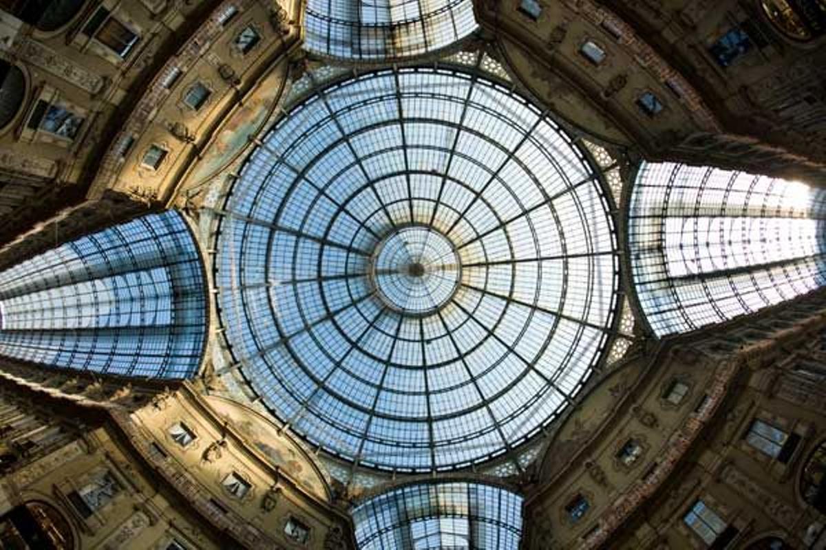 Detalle de los techos de hierro de La Galleria Vittorio Emanuele II.