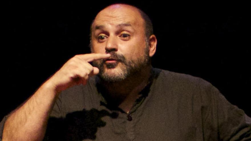 Félix Albo protagoniza &#039;El pueblo de los mellados&#039;, en la Sala Insular de Teatro