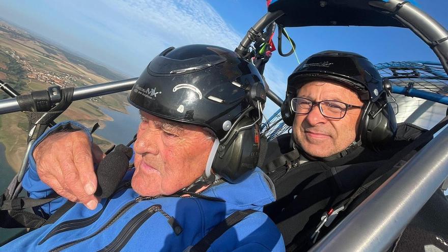 VÍDEO | Paramotor con 88 años: así surca Josele los cielos de Zamora