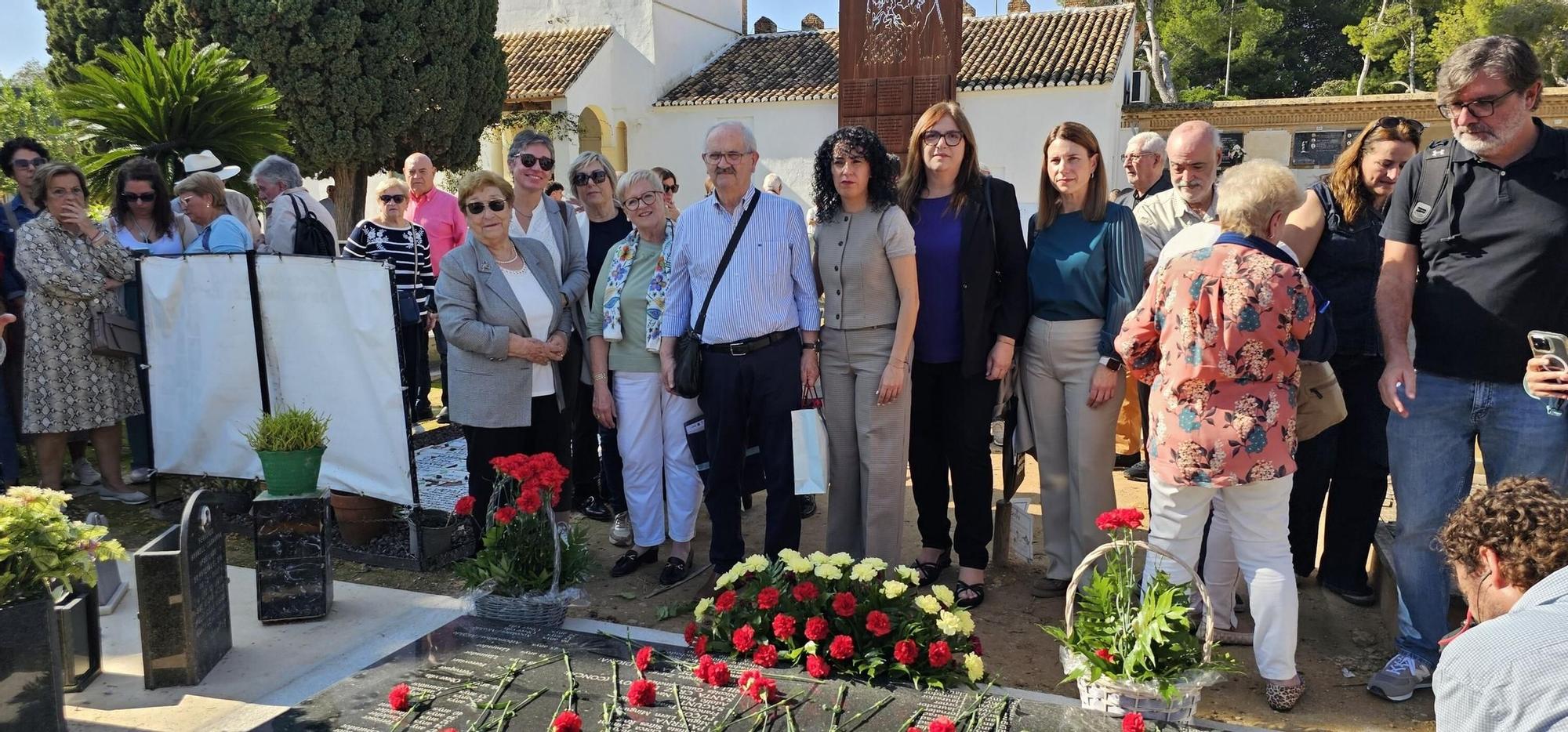Homenaje de Tavernes de la Valldigna a los fusilados en Paterna
