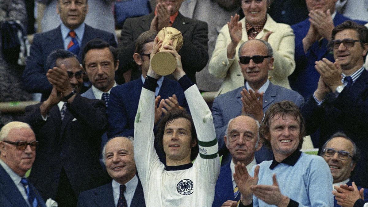Beckenbauer, tras conquistar para Alemania Federal el Mundial de 1974.