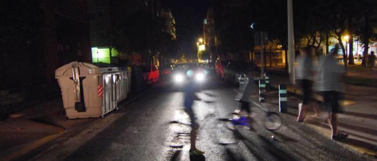 El Ayuntamiento reduce el apagado de farolas ante  las denuncias vecinales