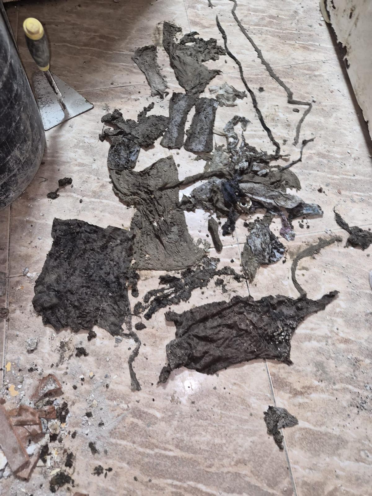 Jirones de ropa también recuperados