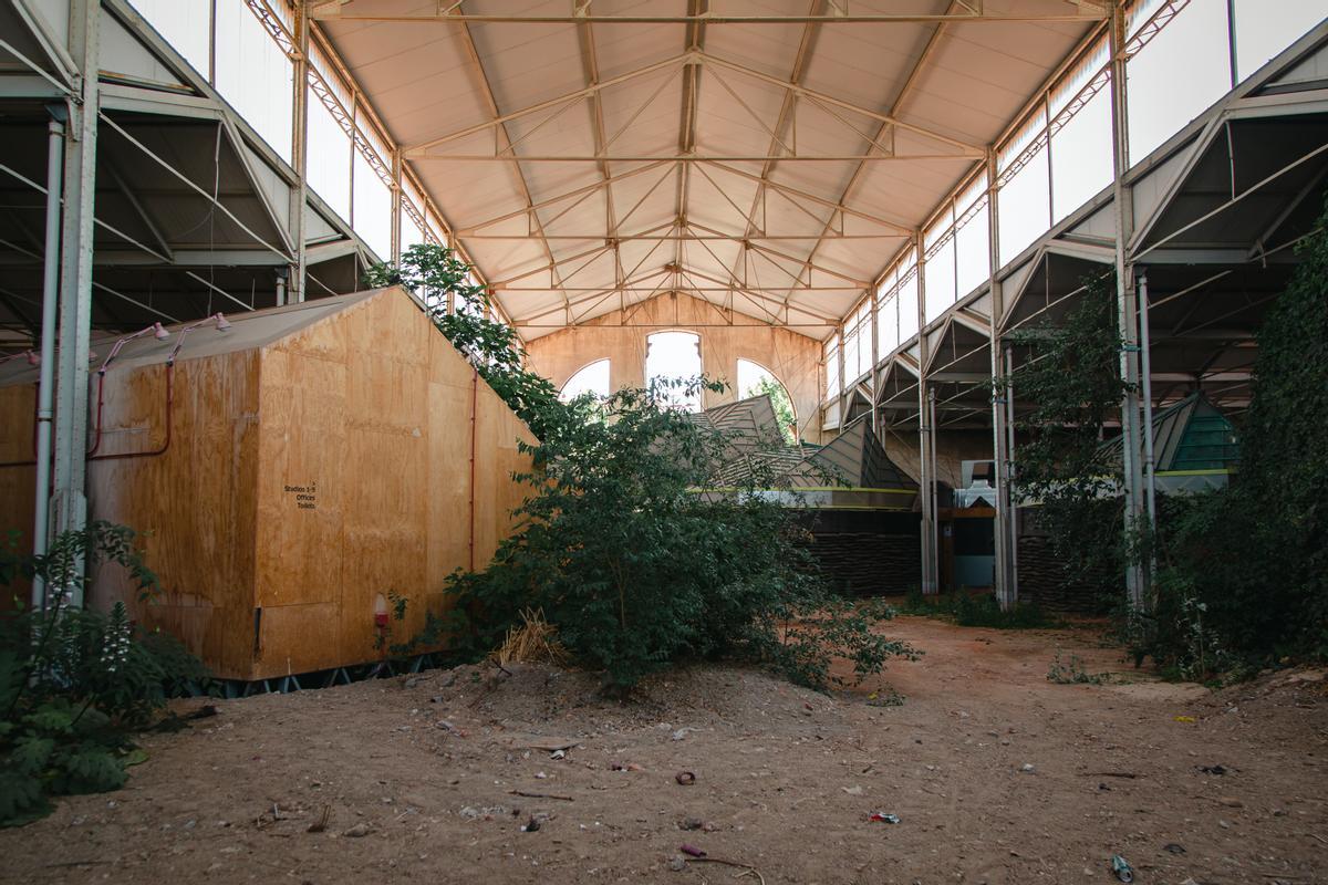 La nave, en estado de abandono