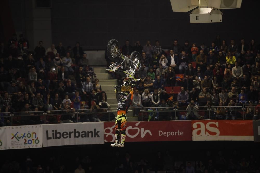 Las impresionantes imágenes del Freestyle de Gijón