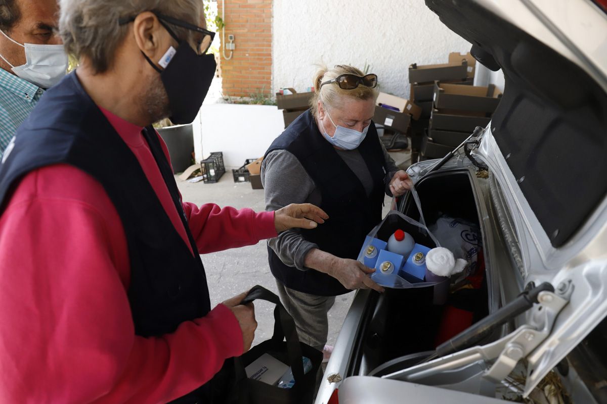 Refugiados ucranianos recogen ayuda en Málaga para los desplazados por la guerra