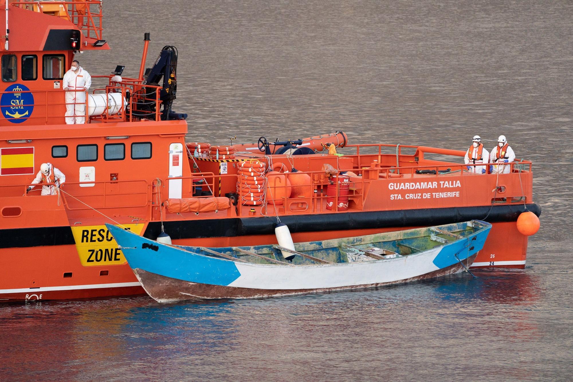 Llegada de los cadáveres migrantes fallecidos cerca de El Hierro (28/04/21)