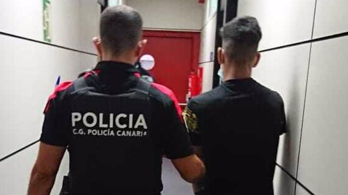 Detienen a un hombre por un delito de agresión sexual en la playa de ...