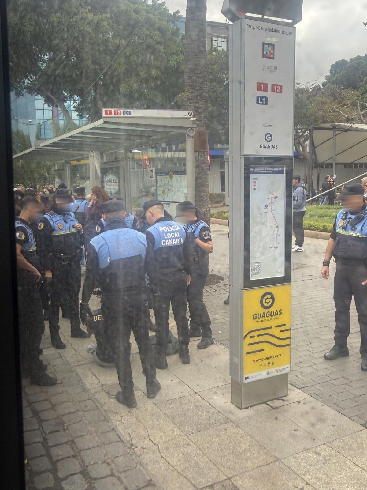 Fotografía del incidente de esta tarde en el Parque de Santa Catalina.