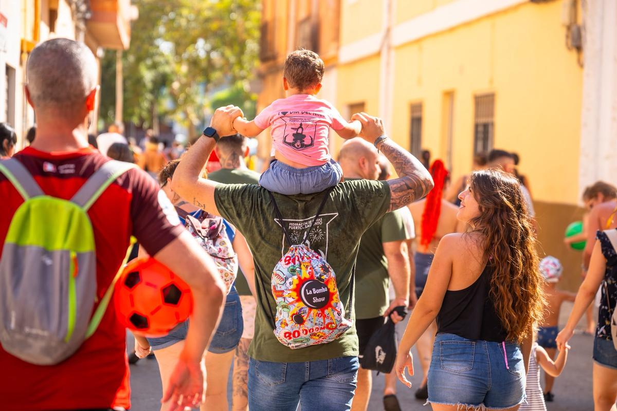 Numerosas familias acudieron.