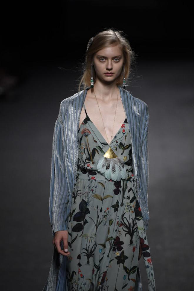MBFWM Ailanto Primavera/Verano 2018: vestidos más chaquetas