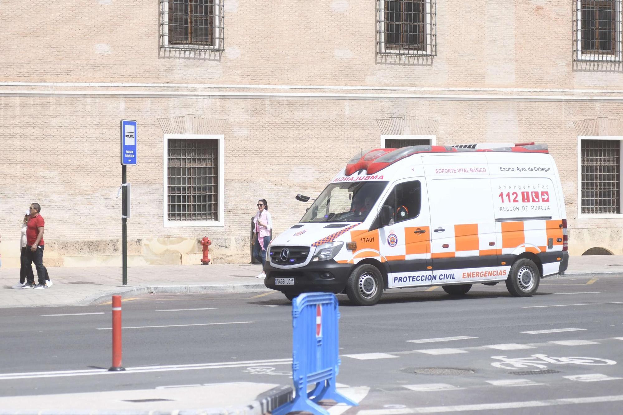 Ambiente en las calles del centro de Murcia durante el Bando de la Huerta (II)