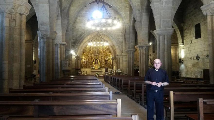 La extraña reapertura de la excolegiata de Baiona