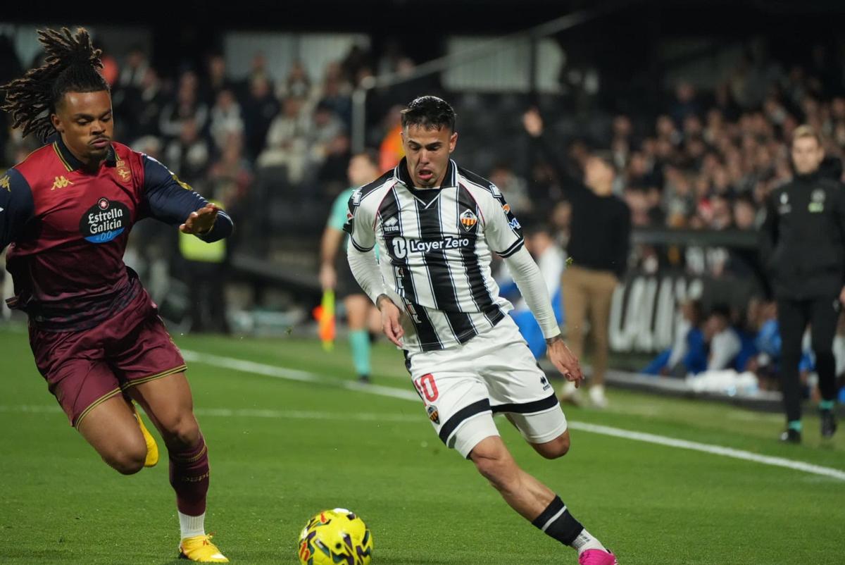 Isra Suero repite titularidad ante el Dépor