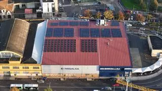 Frigalsa instala más de 400 paneles solares en Beiramar y proyecta ampliar la instalación en su planta de Teis