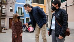 «Tenim més paciència, menys vida social i més empatia amb els fills»