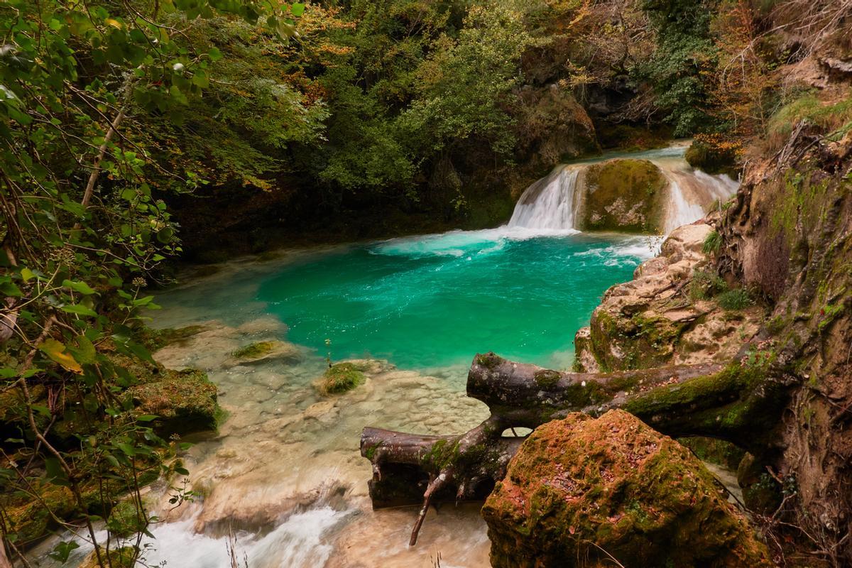 Nacedero del Urederra, Sierra de Urbasa-Andía. Navarra