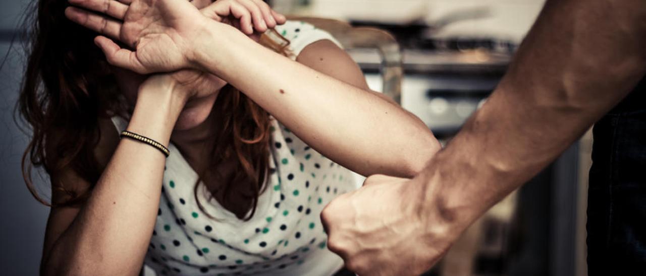 La violencia física y psíquica se produce entre muchas parejas de puertas para dentro.