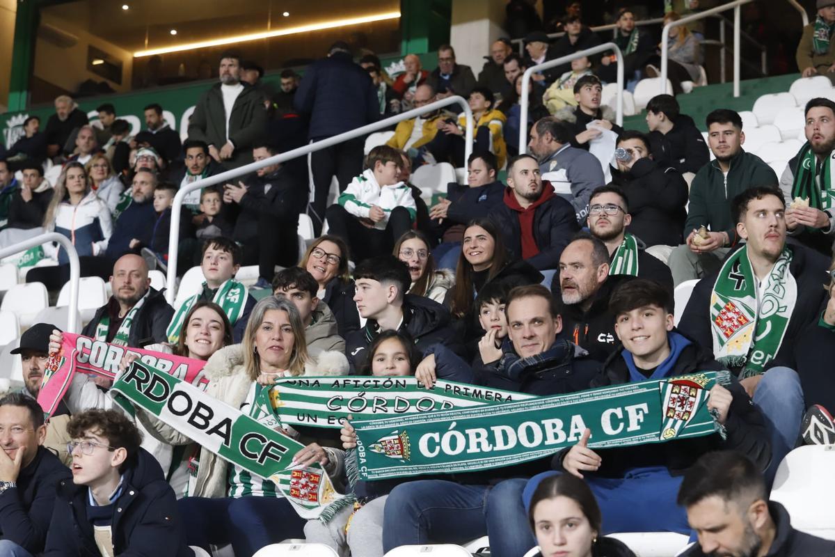 Córdoba CF-Real Valladolid | Las imágenes de la afición en El Arcángel
