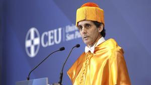 El president de Telefónica, doctor honoris causa per la CEU San Pablo