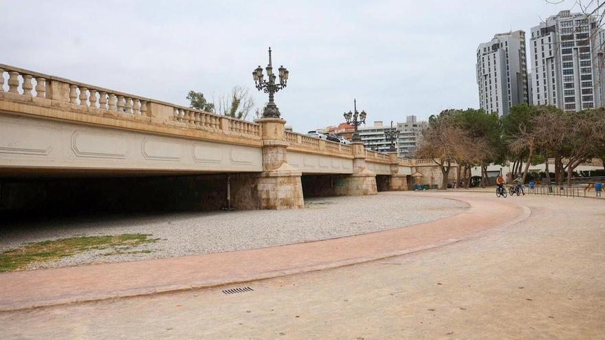 una reforma del Jardín del Turia que incluye el estanque anti-asentamientos de Vox