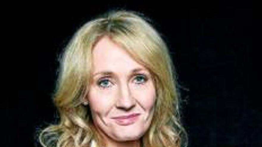 Rowling se escondía tras un militar retirado para escribir