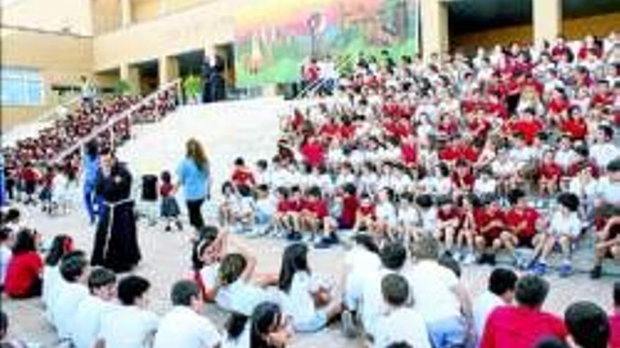 Fiestas y aniversario en el colegio San Antonio