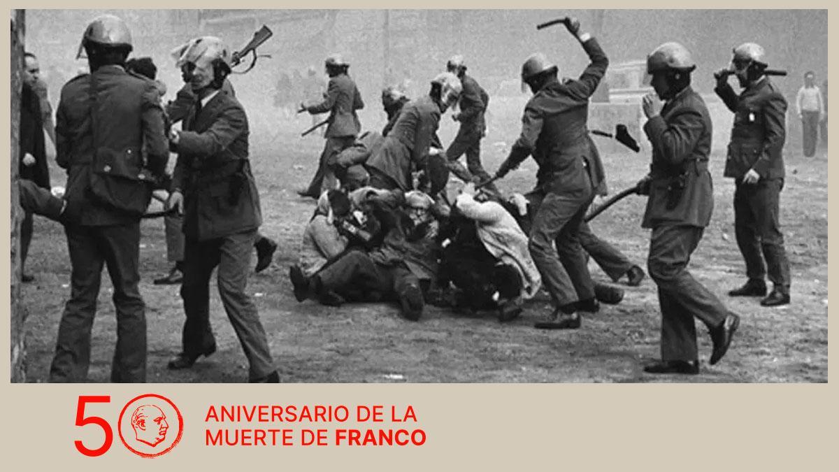 Una carga de antidistrubios de la Policía Armada, los "grises", durante una huelga en Vitoria en 1976. / Manel Armengol