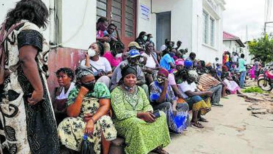 Moçambiquesos esperen l’arribada de vaixells per fugir | EFE
