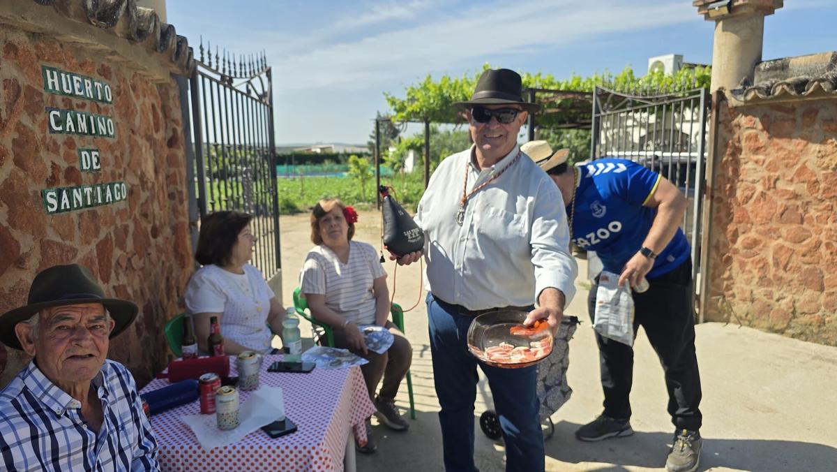 Pedro Abad vive su gran día de romería en honor a Santiago el Menor