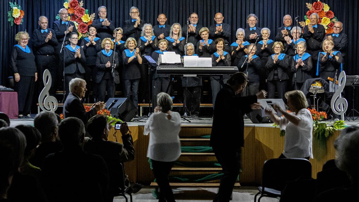 El coro Amigos de la Ribera durante su estancia en Portugal.