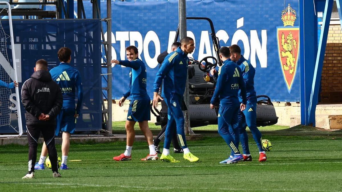 Vídeo | Penúltimo entrenamiento del Real Zaragoza antes del partido con el Andorra