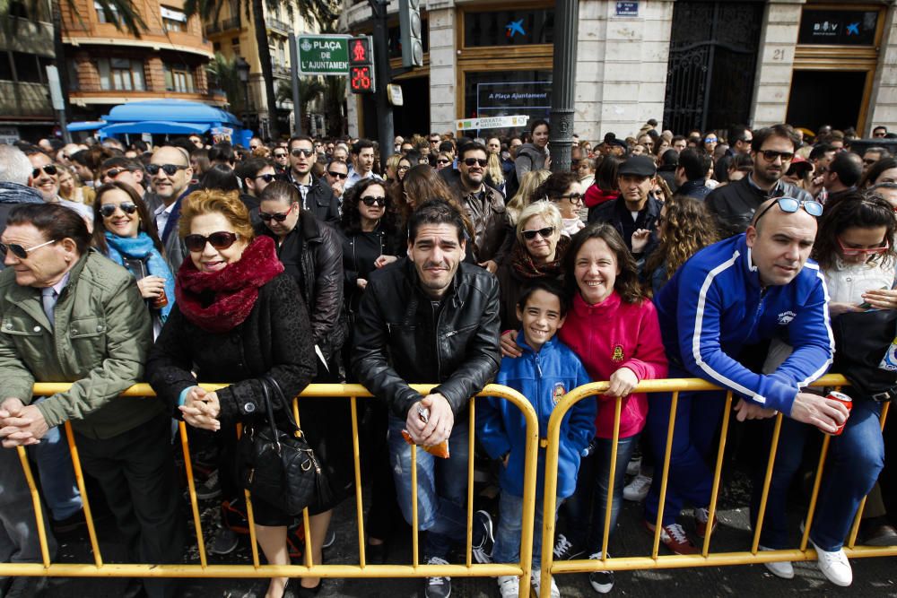 Búscate en la mascletà del 6 de marzo