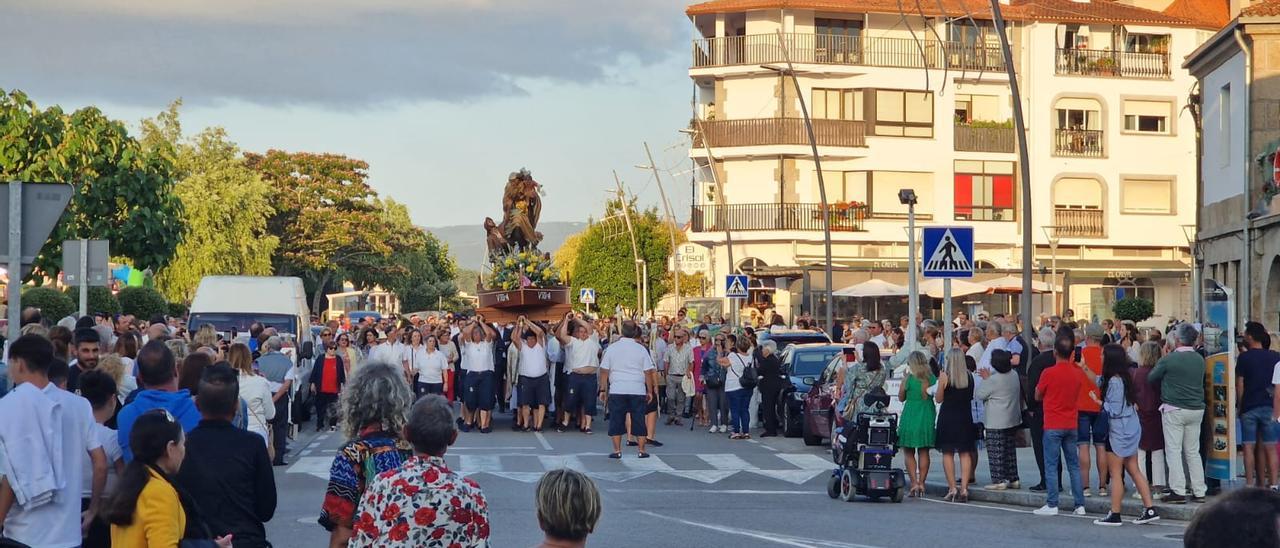 La procesión terrestre de la Virgen del Carmen celebrada el pasado verano.