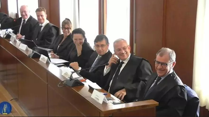 Un bebé 'se cuela' en la Audiencia de Badajoz durante el juicio de David Sánchez y el magistrado reacciona: "Menos mal que hay una voz inocente"