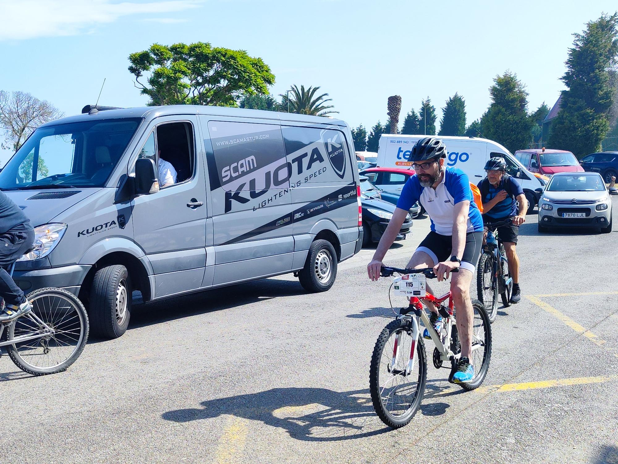 Candás cambi las aulas por la bicicleta