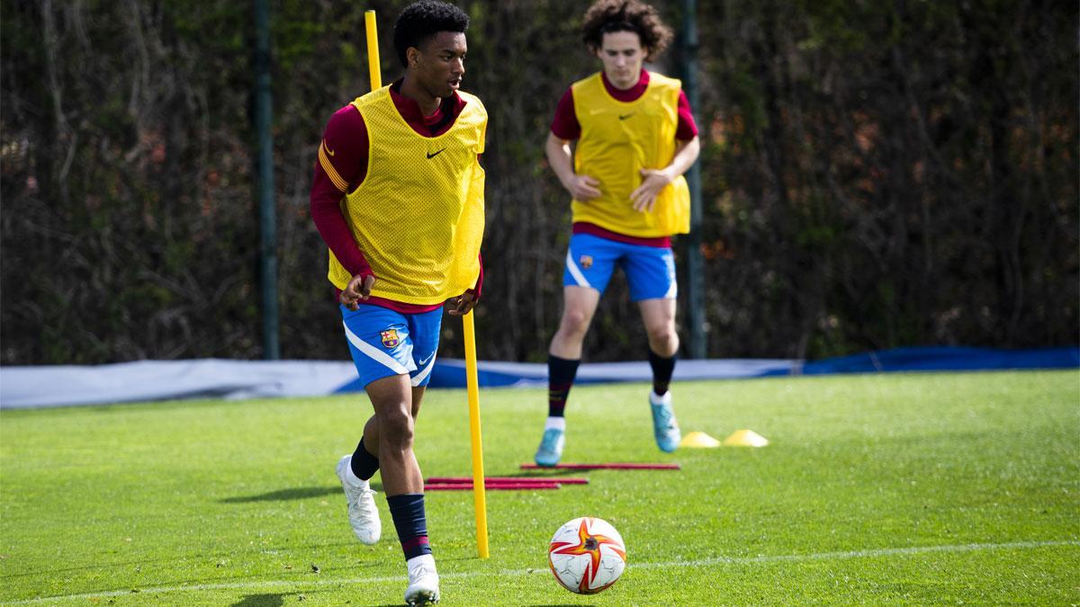 Álex Balde y Fabio Blanco, en la sesión previa al choque del filial contra el Atlético Sanluqueño