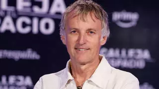 Telecinco cambia al sustituto de 'Socialité': elimina a Calleja tras no funcionar en audiencias y lo sustituye por este programa