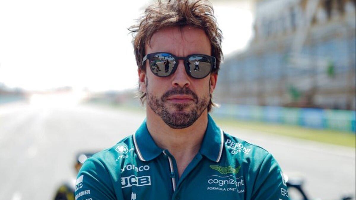 Fernando Alonso está causando sensación con Aston Martin.