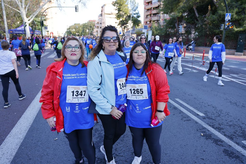 Imágenes del recorrido de la Carrera de la Mujer: avenida Pío Baroja y puente del Reina Sofía (II)