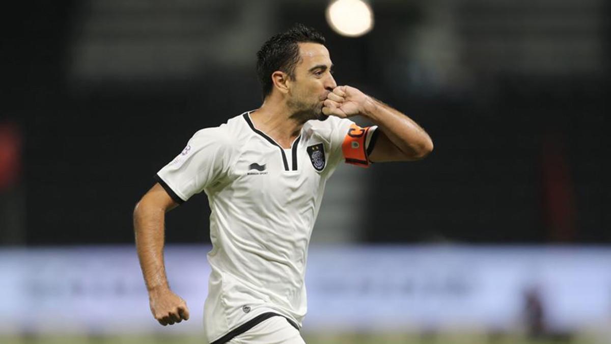 Xavi, celebrando un gol con el Al-Sadd