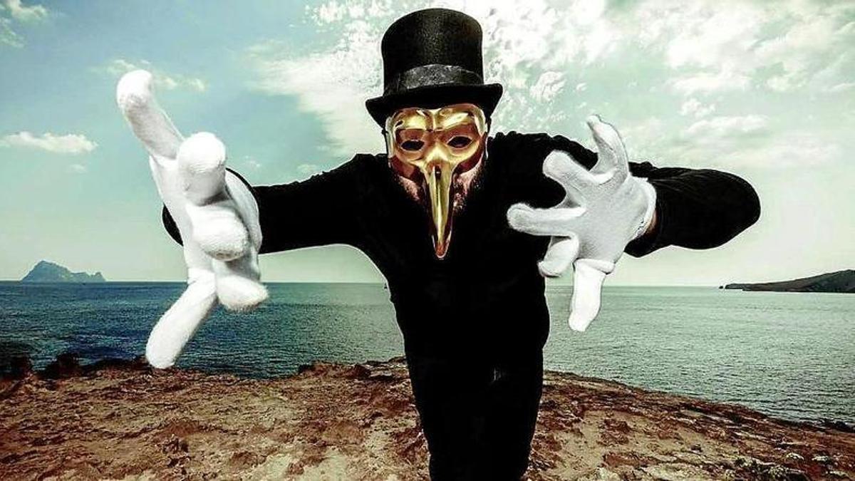 Claptone