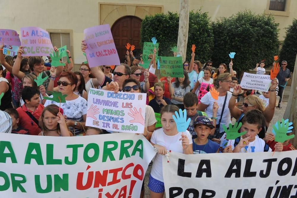 Manifestación de los padres de La Aljorra