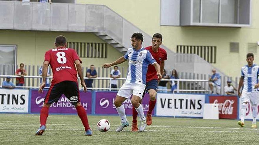 Borja Martínez en el partido del pasado domingo en Son Malferit ante el Olot.