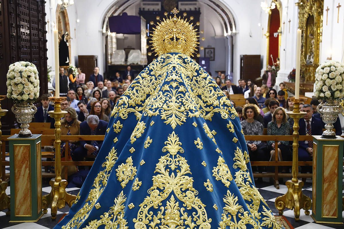 El nuevo manto de la Virgen de la Trinidad, en imágenes