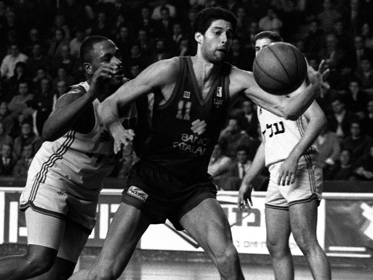 José 'Piculín' Ortíz, durante un partido con el Barcelona, en enero de 1991.