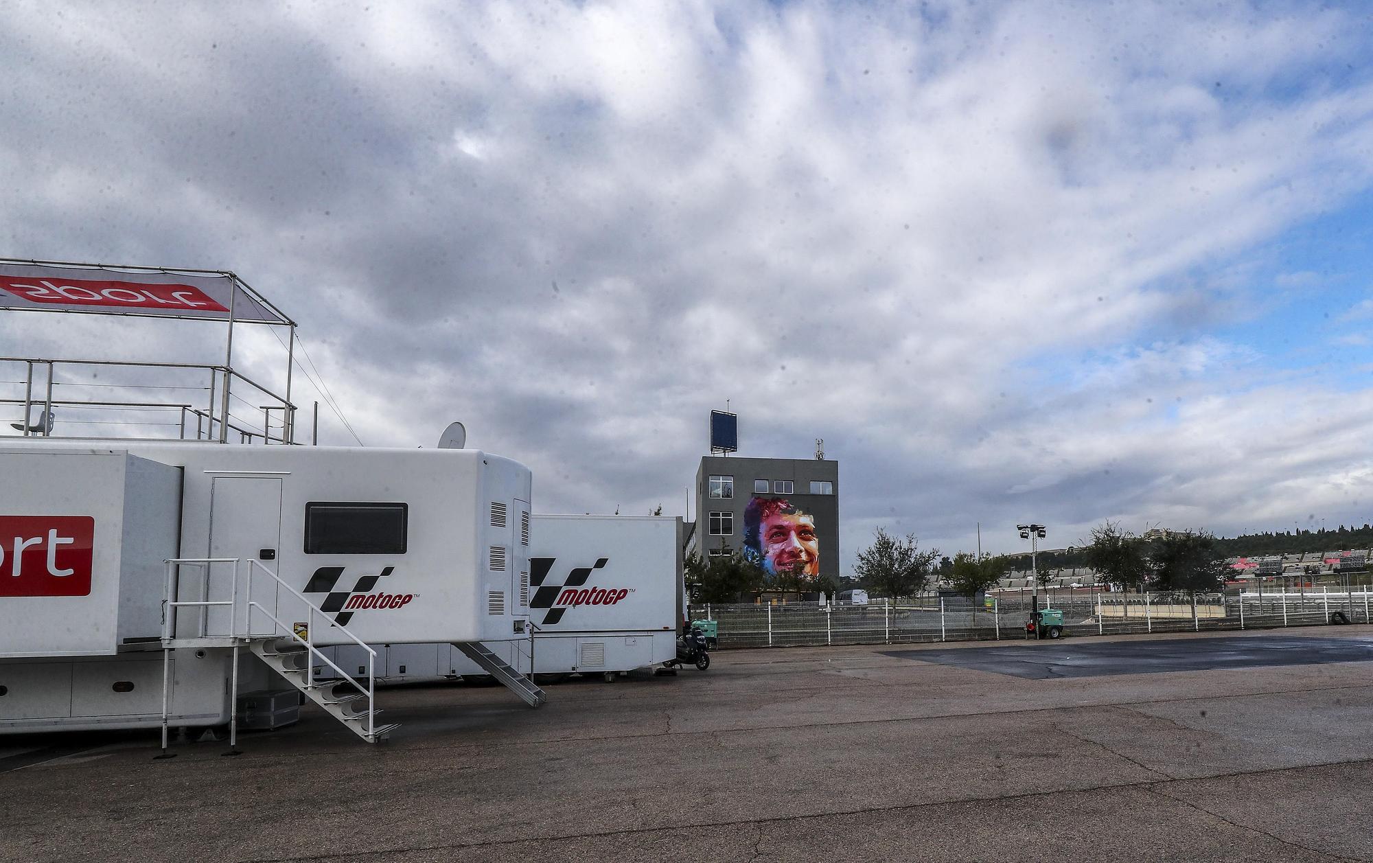 Gran ambiente en el circuito de Cheste