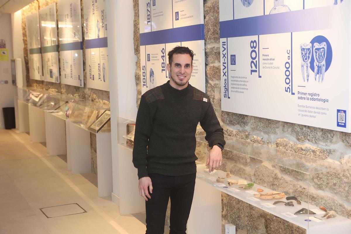 El doctor Simón Pardiñas, responsable de la Clínica Pardiñas