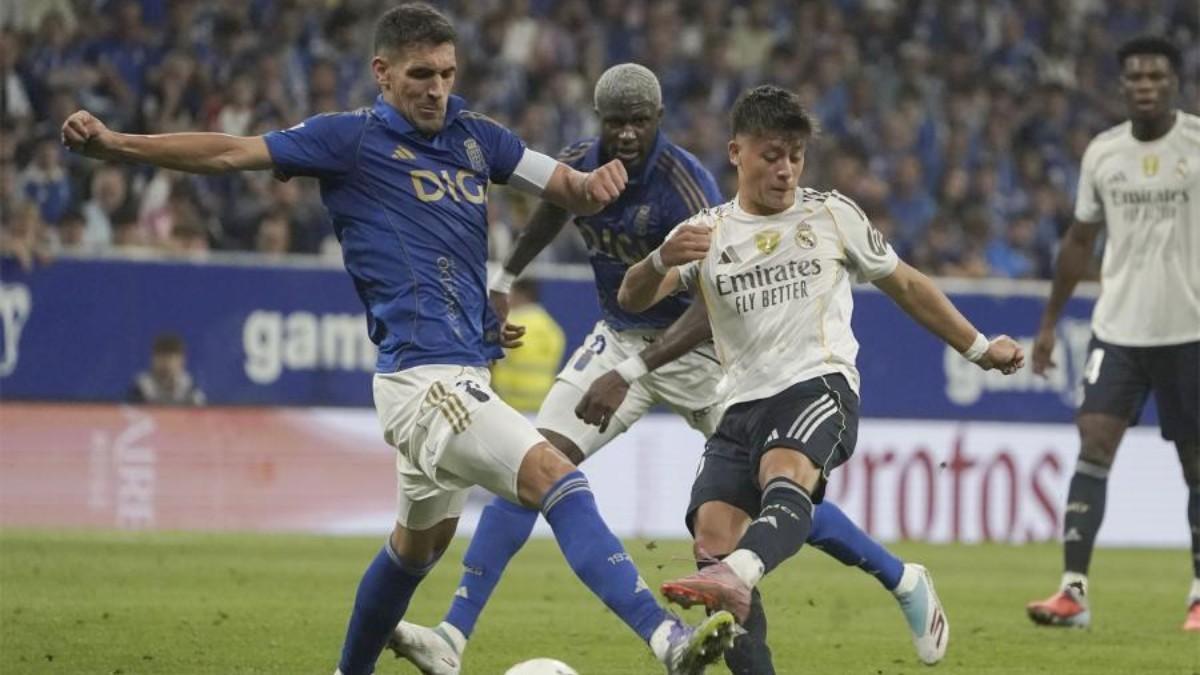 El centrocampista del Real Madrid Arda Guler